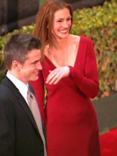 Dermot Mulroney cracks Julia up!