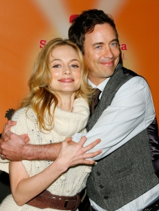 Heather Graham and Tom Cavanagh pose for photographers at the screening of ‘Gray Matters’ held at the 22nd Santa Barbara International Film festival’s historic Arlington Theater in Santa Barbara, Calif. on February 4, 2007 