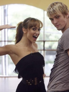 Karina Smirnoff and Aaron Carter gear up for the first episode of ‘DWTS’ Season 9, Aug. 2009