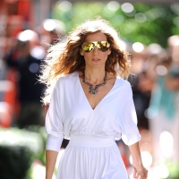 Sarah Jessica Parker films a scene from ‘Sex and The City 2’ on the streets of Manhattan on September 1, 2009