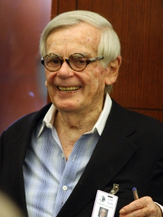 Writer Dominick Dunne appears at O.J. Simpson’s trial at the Clark County Regional Justice Center September 24, 2008 in Las Vegas, Nevada.