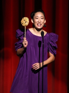 Sandra Oh with a tasty magic wand at the 36th Annual Daytime Emmy Awards at the Orpheum Theatre in Los Angeles on August 30, 2009