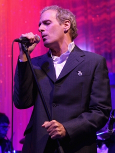 Michael Bolton performs at the Shooting Stars in Desert Nights benefit party, London, June 11, 2009