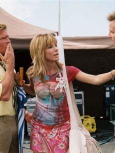 Sandra Bullock oversteps her boundaries in “All About Steve”