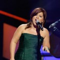 Kelly Clarkson performs confidently during VH1’s Divas at the Brooklyn Academy of Music in New York City on September 17, 2009