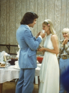 Patrick Swayze and his wife Lisa Niemi on their wedding day on June 12, 1975