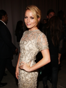 Becki Newton attends the Marchesa Spring 2010 Presentation at Chelsea Art Museum, NYC, September 16, 2009