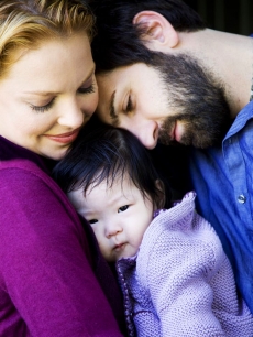 Katherine Heigl and Josh Kelley hold their daughter, Nancy Leigh (Naleigh), Sept. 12, 2009 