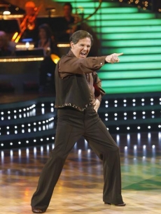 Tom DeLay cha chas to ‘Wild Thing’ on the opening night of ‘DWTS.’ Sept. 21, 2009