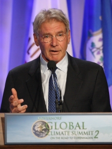 Harrison Ford speaks as U.S. governors and international leaders convene at the Governors’ Global Climate Summit 2 on September 30, 2009 in Century City, California