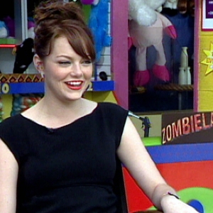 Emma Stone Gleefully Takes On The Walking Dead In ‘Zombieland’