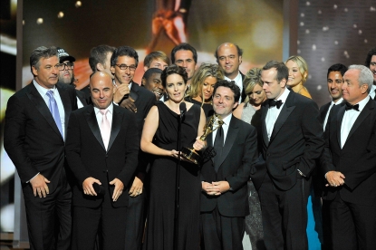 The cast and creators of ‘30 Rock’ accept the award for Best Comedy Series at the 2009 Emmy Awards