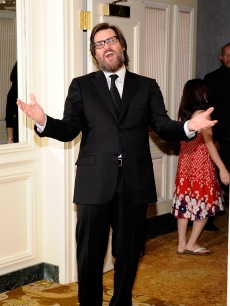 Jim Carrey shows off his fuller ‘Three Stooges’ figure at the 2009 UCLA Department of Neuroscience Visionary Ball in Beverly Hills on October 1, 2009