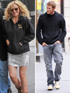 Kim Cattrall and Jason Lewis on the ‘Sex and The City 2’ set, Oct. 12, 2009