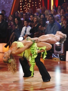 Joanna Krupa and Derek Hough get down with the Lambada on ‘Dancing’s’ Week 4