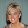 Kate Gosselin signs copies of her book ‘Eight Little Faces’ at the 2009 Women’s Conference - Day 1 at Long Beach Convention Center on October 26, 2009 in Long Beach, California