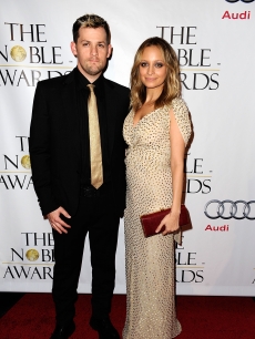 Joel Madden and Nicole Richie arrive at the 1st Annual ‘Noble Humanitarian Awards’ on October 18, 2009 in Beverly Hills, California