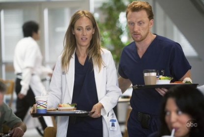 Kim Raver and Kevin McKidd on ‘Grey’s’ Anatomy’s’ Nov. 12 episode
