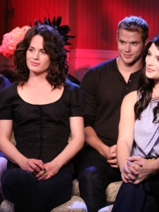 Nikki Reed, Elizabeth Reaser, Kellan Lutz and Ashley Greene talk ‘New Moon’ with Access, LA, Nov. 6, 2009