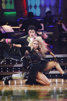Donny Osmond and Kym Johnson bring an ‘80s flavor to their ballroom moves on ‘Dancing,’ Nov. 9, 2009