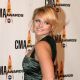Miranda Lambert shows off the red streaks in her hair at the CMAs, Nashville, Nov. 11, 2009