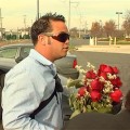Jon Gosselin brings Kate a bouquet of roses to a court hearing on November 21, 2009
