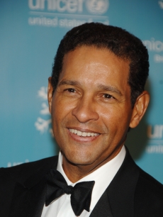 Bryant Gumbel attends the UNICEF 2007 Snowflake Ball presented by Baccarat at Cipriani on November 27, 2007 in New York City