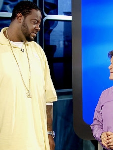 Dr. Mehmet Oz gives Grizzwald ‘Grizz’ Chapman, who suffers from severe hypertension and needs a kidney transplant, life-saving advice about his condition on ‘The Dr. Oz Show’