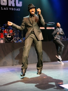 Ne-Yo rocks the house at The Pearl concert theater at the Palms Casino Resort January 1, 2010 in Las Vegas