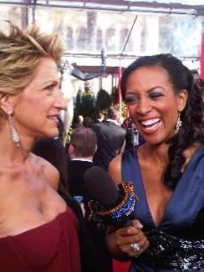 Access Hollywood’s Shaun Robinson interviews ‘Nurse Jackie’ star on the Screen Actors Guild Awards red carpet, Los Angeles, Jan. 23, 2010
