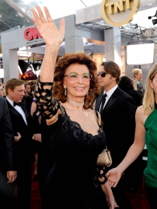 Sophia Loren waves to the fans at the 16th Annual Screen Actors Guild Awards at the Shrine Auditorium in LA on January 23, 2010