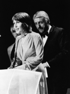 Helen Reddy accepts the Grammy Award for Best Female Song of the Year in Nashville, Tenn., March 3, 1973
