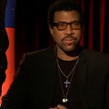 Lionel Richie & Quincy Jones On ‘We Are The World’ Singers: ‘They All Got High On Each Other’
