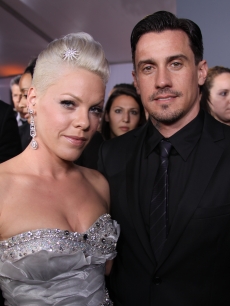 Pink and husband Carey Hart on the Grammys red carpet, Los Angeles, January 31, 2010