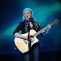 Crystal Bowersox performs on “American Idol”