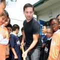 Tobey Maguire gets to work at the launch of ‘Teaching Garden’ in Inglewood, California on March 22, 2010 