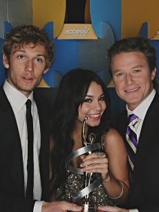 Alex Pettyfer, Vanessa Hudgens and Billy Bush at ShoWest 2010 in Las Vegas on March 18, 2010