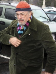 Rip Torn arrives for a hearing at Litchfield Superior Court on March 30, 2010, in Litchfield, Conn.