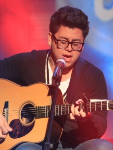 Andrew Garcia performs on the Access Hollywood set, April 16, 2010