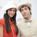 Ashlee Simpson-Wentz and Pete Wentz share a moment at the 136th Kentucky Derby in Louisville, Kentucky, on May 1, 2010