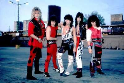 Ratt in their full 80’s regalia, strike a pose, Chicago, Jan. 1, 1990