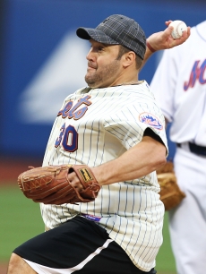 Kevin James throws out the first pitch before the game between the New York Mets and the Detroit Tigers, Queens, June 22, 2010
