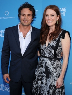 Mark Ruffalo and Julianne Moore attend the premiere of “The Kids Are All Right” at Landmark’s Sunshine Cinema, NYC, June 30, 2010