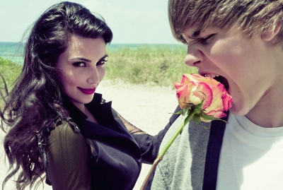 Kim Kardashian and Justin Bieber taken inspiration from “The Graduate” for ELLE magazine’s September 2010 issue