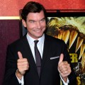 Jerry O’Connell arrives at the premiere of “Piranha 3D” at the Mann’s Chinese 6 Theatre in Hollywood on August 18, 2010 