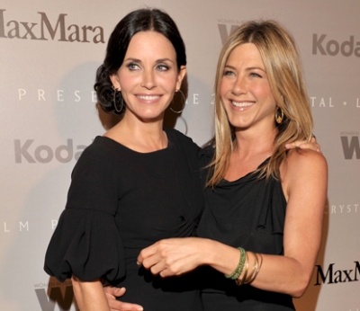 Courteney Cox and Jennifer Aniston