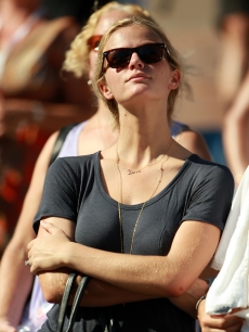 Brooklyn Decker watches the first round Men’s Singles match between her husband, Andy Roddick, and Stephane Robert during the 2010 U.S. Open at the USTA Billie Jean King National Tennis Center, Queens, NYC, August 30, 2010