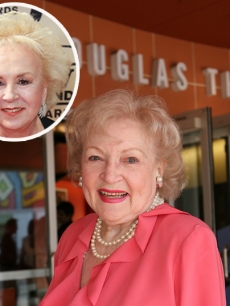 Betty White, Doris Roberts