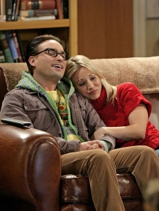Johnny Galecki and Kaley Cuoco on CBS’s “Big Bang Theory”