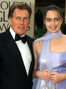 Martin Sheen and granddaughter Cassandra Estevez (Charlie’s daughter) at the 57th annual Golden Globe Awards in Beverly Hills, Jan. 23, 2000